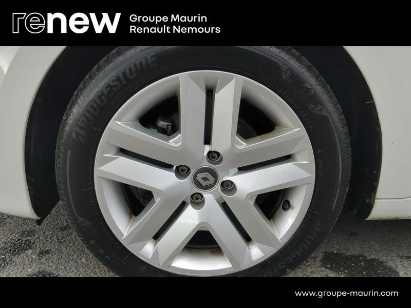 RENAULT Clio d’occasion à vendre à SAINT PIERRE LES NEMOURS chez DPL - SNCA (Photo 9)