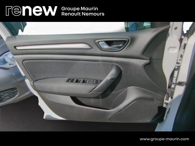 RENAULT Megane d’occasion à vendre à SAINT PIERRE LES NEMOURS chez DPL - SNCA (Photo 15)