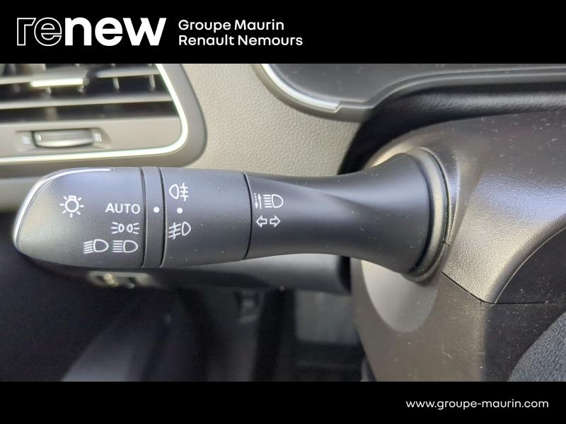 RENAULT Megane d’occasion à vendre à SAINT PIERRE LES NEMOURS chez DPL - SNCA (Photo 20)
