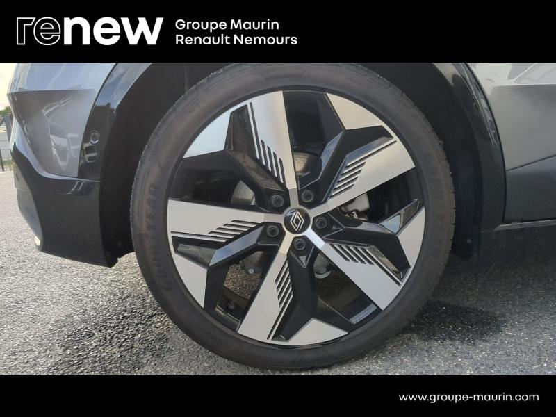 RENAULT Megane d’occasion à vendre à SAINT PIERRE LES NEMOURS chez DPL - SNCA (Photo 8)