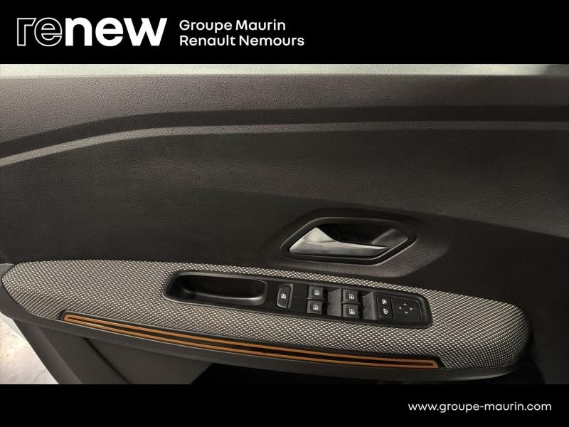 DACIA Sandero d’occasion à vendre à SAINT PIERRE LES NEMOURS chez DPL - SNCA (Photo 18)