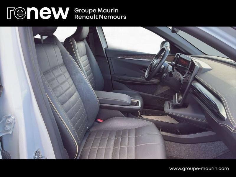 RENAULT Megane d’occasion à vendre à SAINT PIERRE LES NEMOURS chez DPL - SNCA (Photo 14)