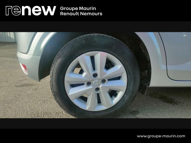 DACIA Sandero d’occasion à vendre à SAINT PIERRE LES NEMOURS chez DPL - SNCA (Photo 9)