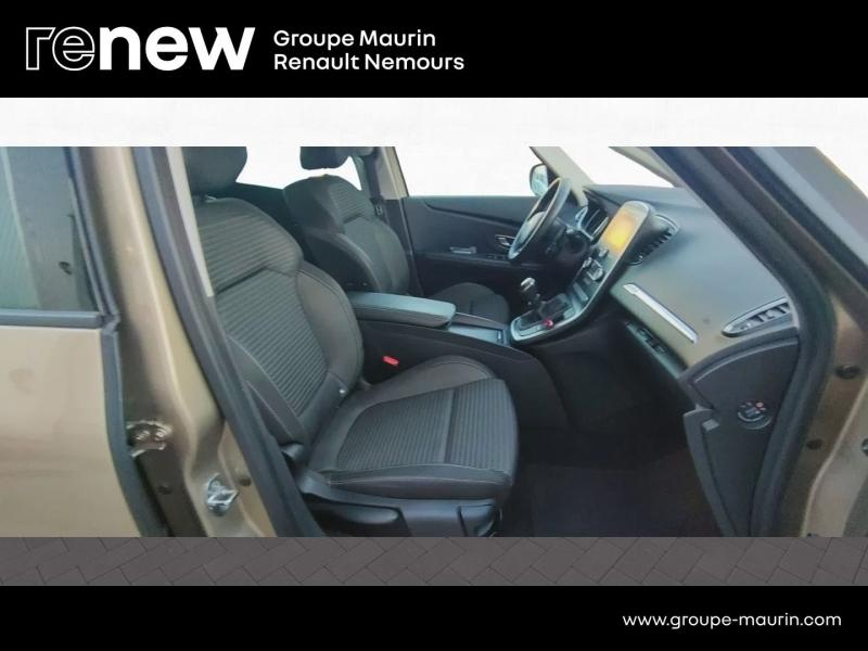 RENAULT Scenic d’occasion à vendre à SAINT PIERRE LES NEMOURS chez DPL - SNCA (Photo 15)