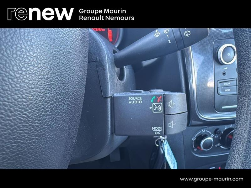 DACIA Sandero d’occasion à vendre à SAINT PIERRE LES NEMOURS chez DPL - SNCA (Photo 15)